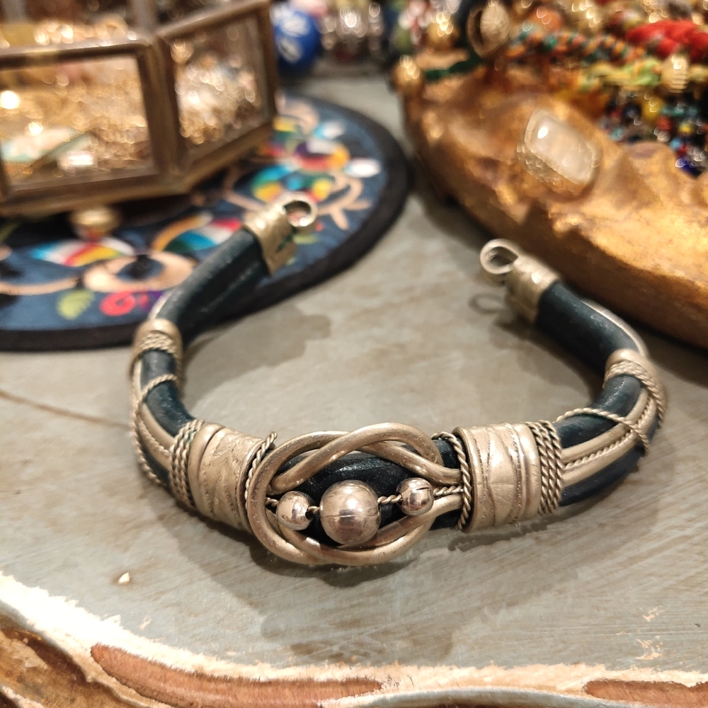 Gypsy style cowboy vintage bracelet
